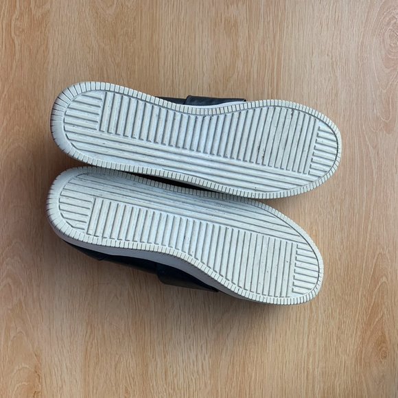 Linea Paolo Chunky Sneaker - Picture 3 of 6